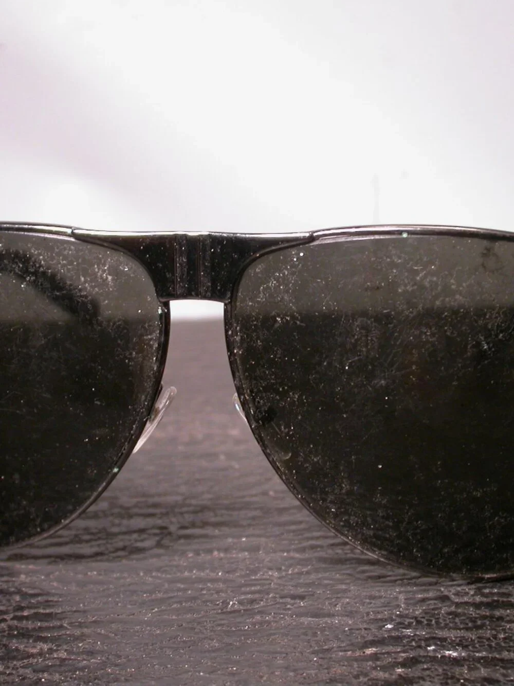 Gucci Gunmetal Designer Aviator Shades Sunglasses Made in Italy FRAME ONLY